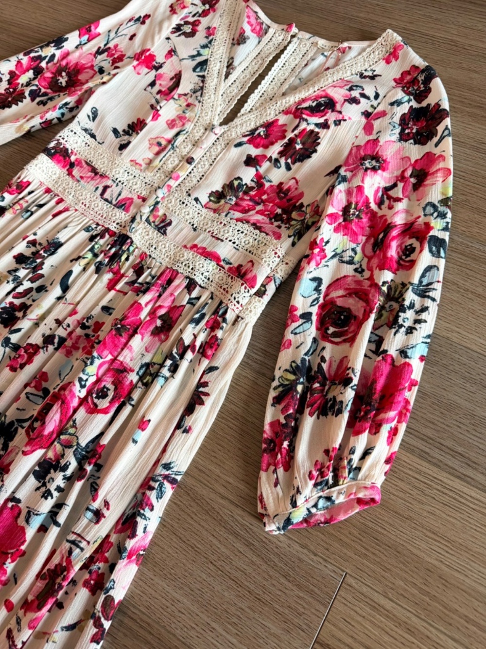 Floral Lace Mini Dress NWT Pink Cream Open Back Long Sleeve Boho Size Small NEW! - Picture 4 of 14